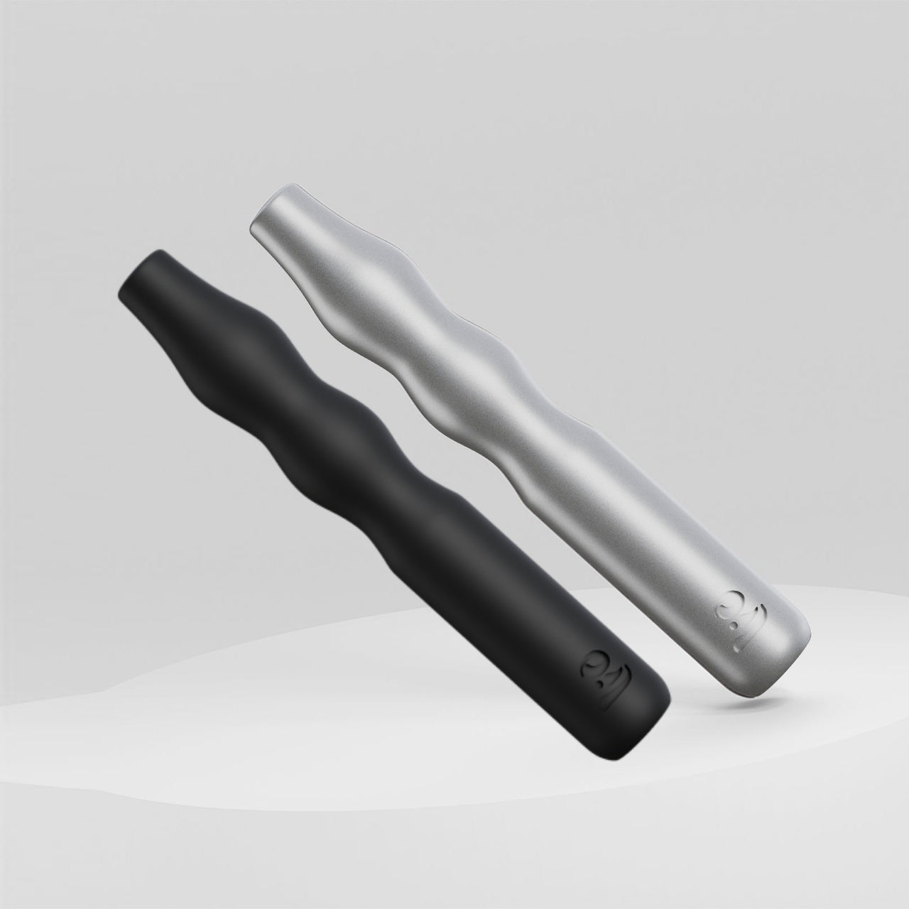 Lio® Black & Silver